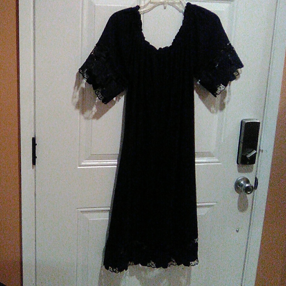 Dress - Picture 5 of 6